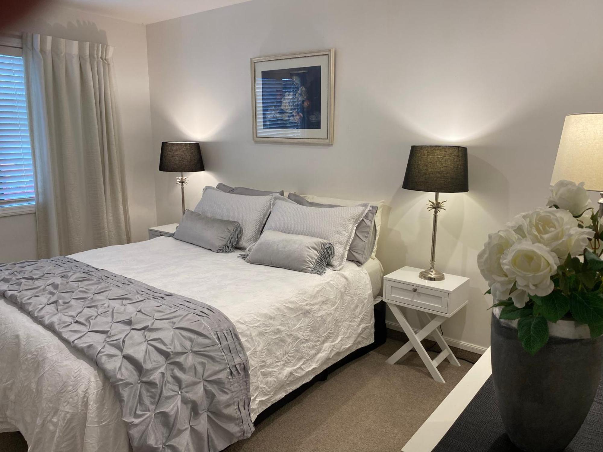 Maison Blue - Chic Garden Apartment Napier Eksteriør billede